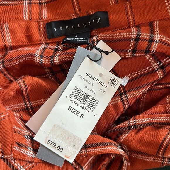 NWT Sanctuary Women’s Button Up - Picture 6 of 7